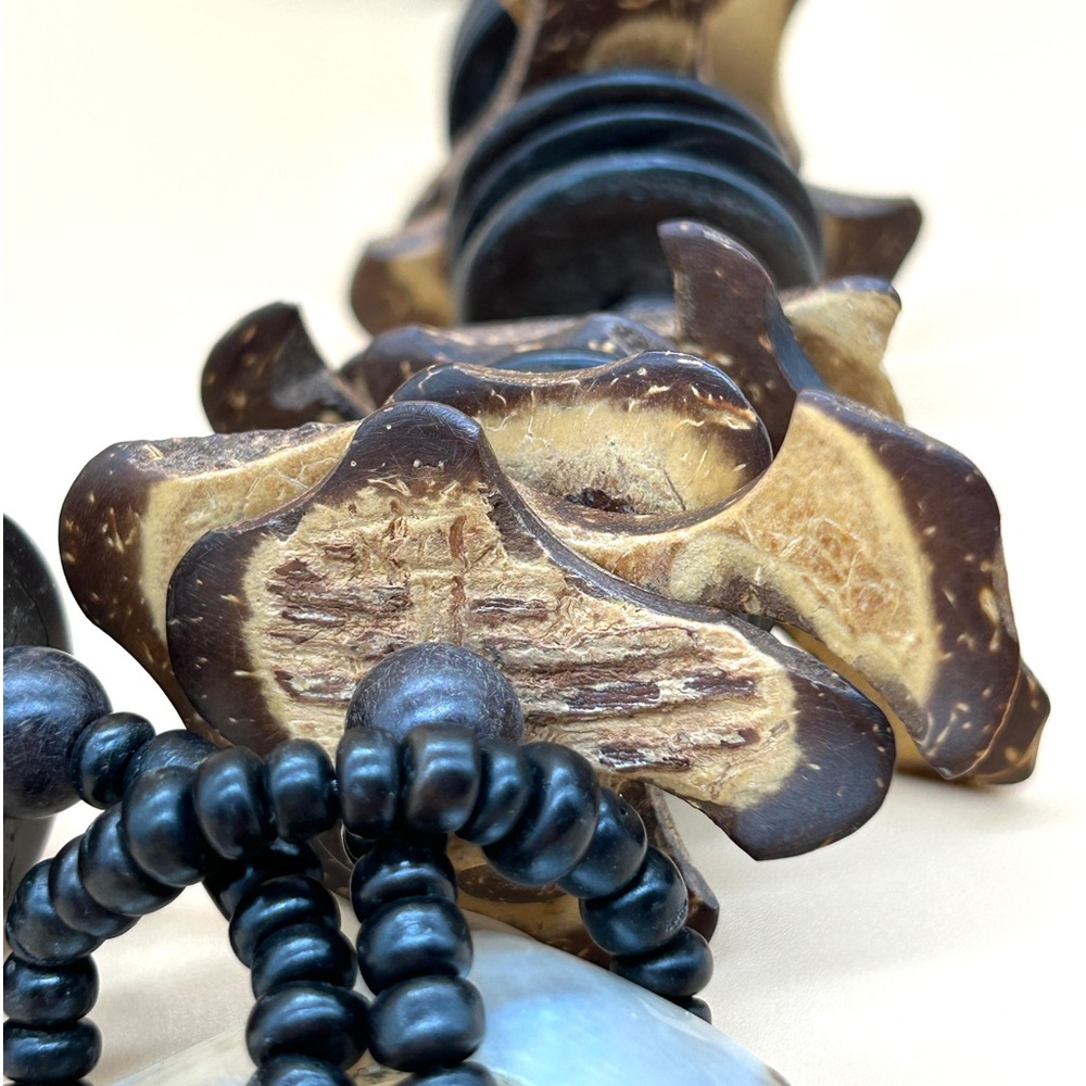 Massive Abalone Shell Pendant And Wooden Beaded N… - image 5